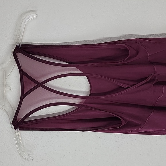 Lululemon trankil tank red grape mesh size 8 - Picture 5 of 9